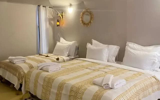 Sunshine luxury desert camp