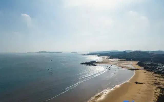 Yichuang Haiyue · LunaSea | Sea-View at Your Fingertips Boutique Vacation Inn