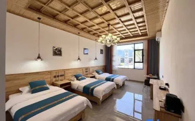 Nalatilai Shilu Homestay