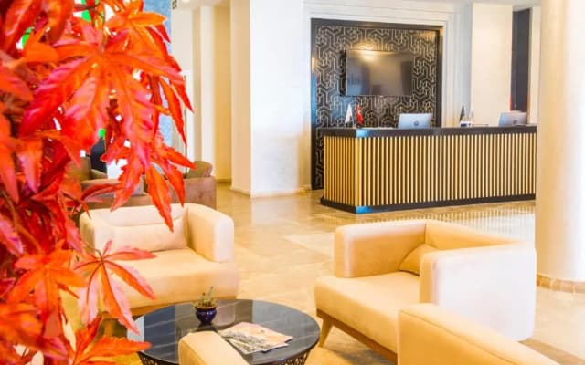 Royal Comfort Hotel