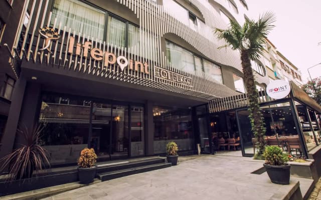 Life Point Hotel