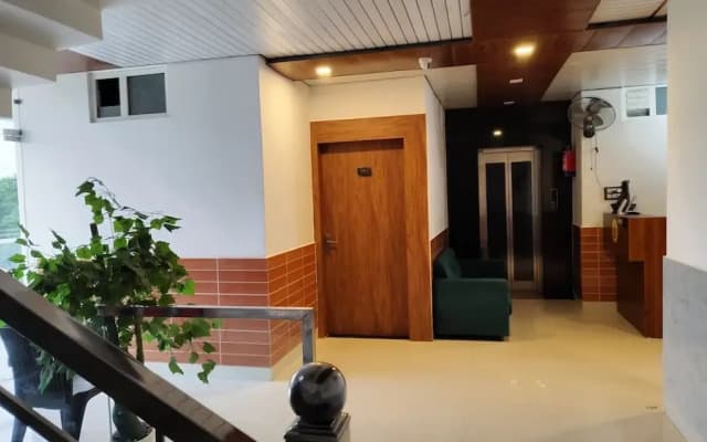Hotel Shree Park Ayodhya