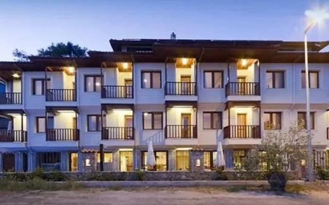Summer Otel