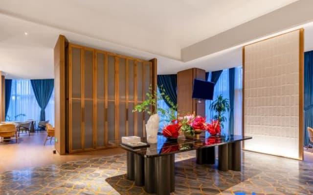 Zhuhai  Southern Airlines Pearl Hotel