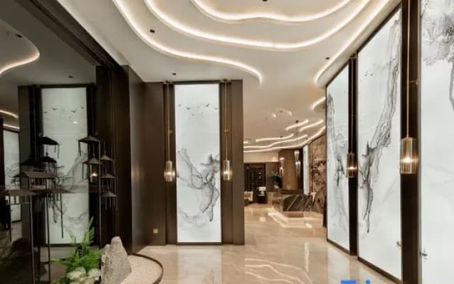 Luxian Tengchi Hotel