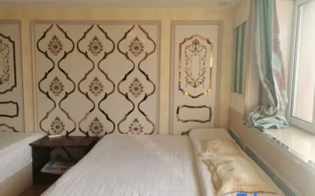 Yichun Hongyuan Express Hotel