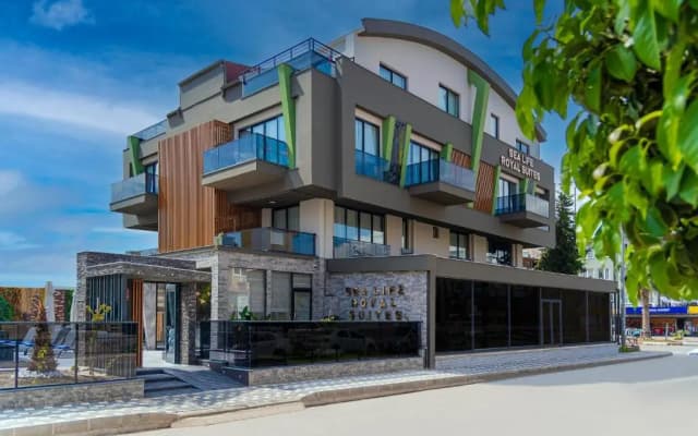Sealife Royal Apartment Hotel