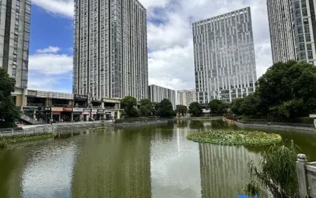 On Cloud Homestay (Wanda Plaza Branch)