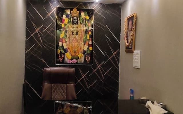 Hotel Taarini Rajwada Indore By LOTO