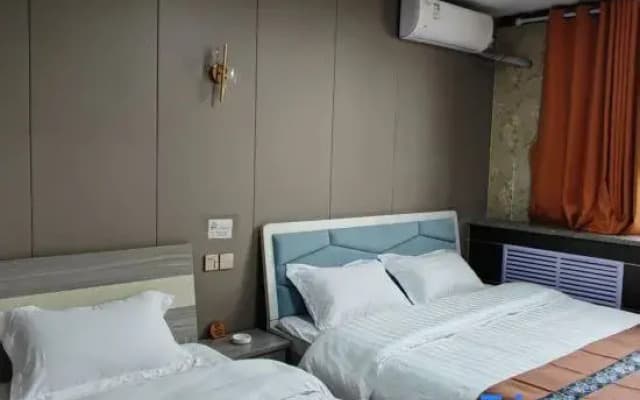 Korla Mengxinghe Hotel