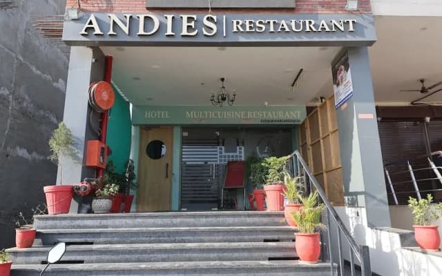 Andies Hotel