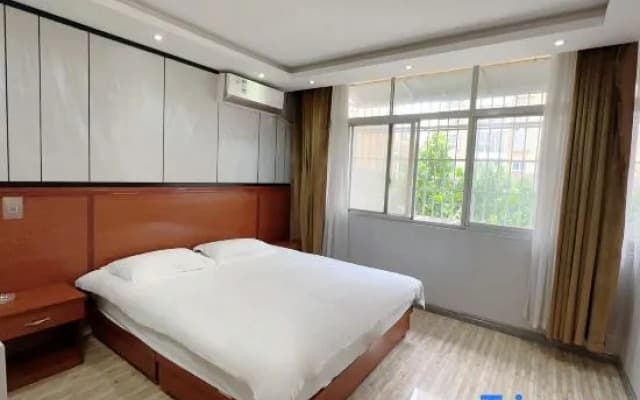 Yahe Hotel, Neixiang