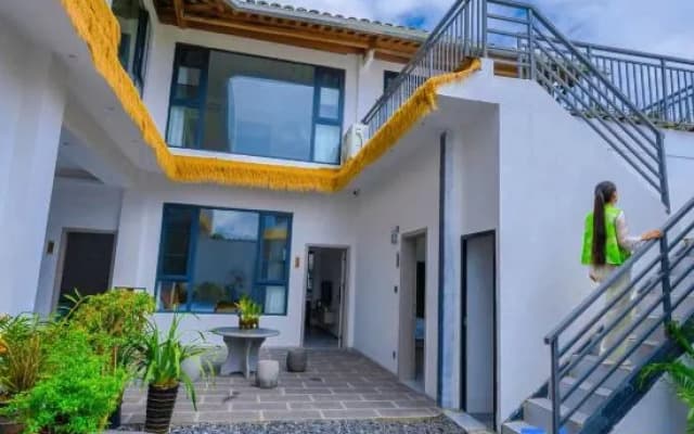 Tengchong Heshun Aidi Jia Homestay