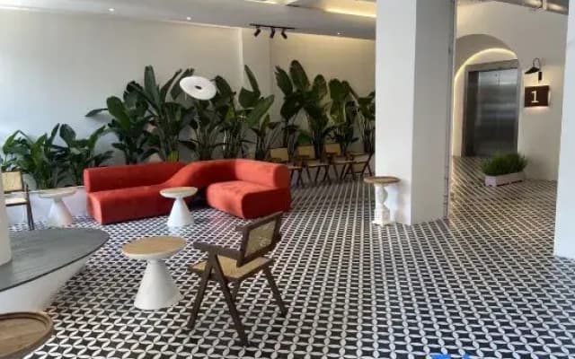 Wojuju Suites (Nanmenwan Branch)