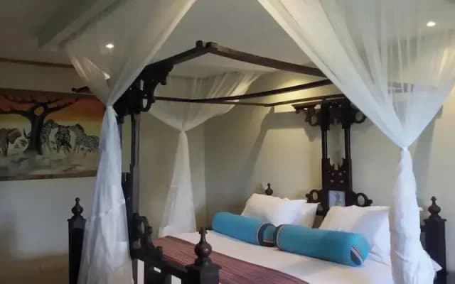 Saba House & Lodges
