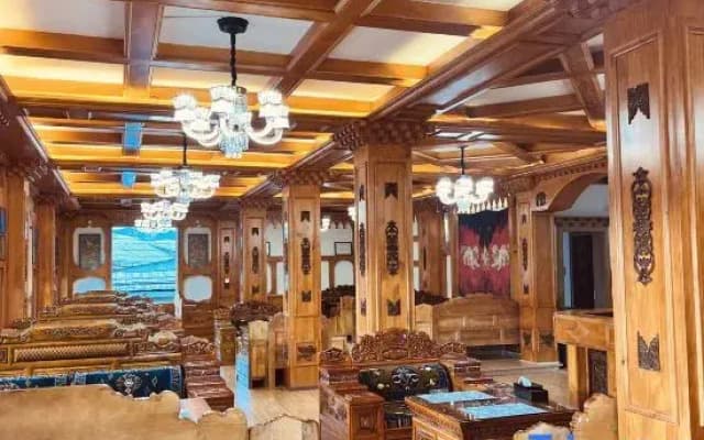 Zanpu Homestay (Shangri-La Dukezong Ancient City)