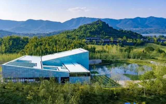 Yixing loong retreat xishan hotel
