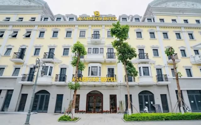 Agarwood Hotel