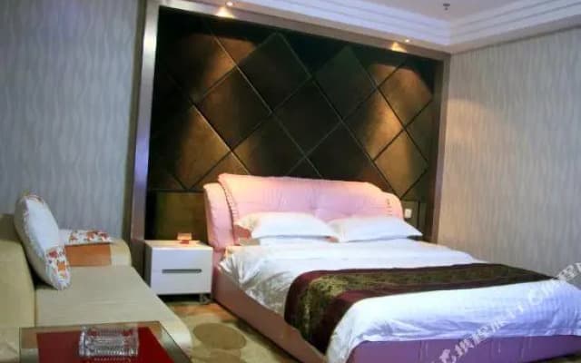 Xinhua Century Hotel