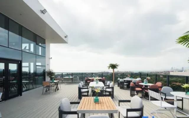 Tongkang Leju Seaview Hotel (Tufu Bay, Lingshui)