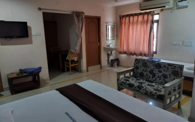 Hotel Kanishka