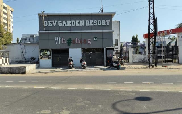 Dev Garden Resort