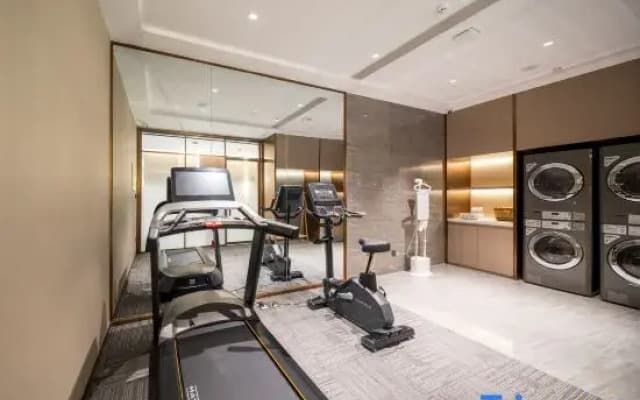 Lefeng Hotel (Kunming Tongde Square Wan Hong Road Branch)