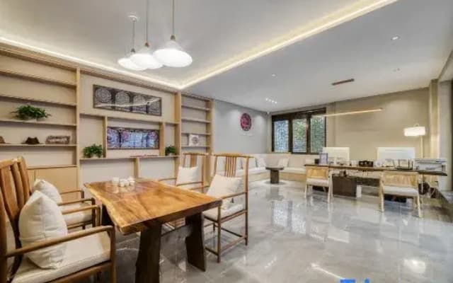 Zhiyun · Wuyou Homestay (Wenchuan Museum)