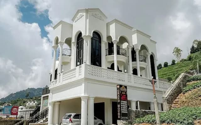 Grand House Nexura Collection