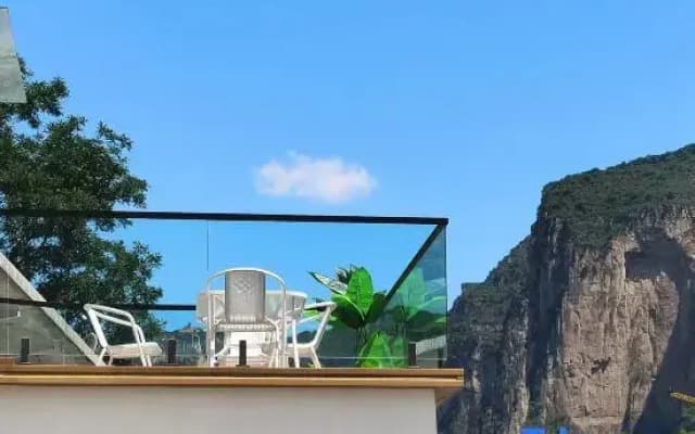Yifei Homestay (Taihang Mountain Grand Canyon Baquanjia)