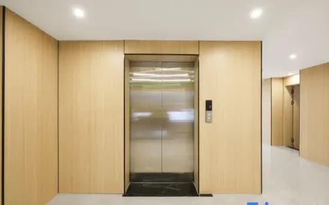 Shangyishu · Business Holiday Hotel | Boque Hotel (Yanji Yanbian University Waterside Market)
