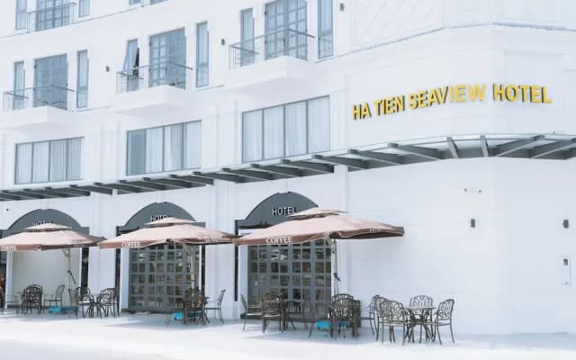Ha Tien Sea View Hotel