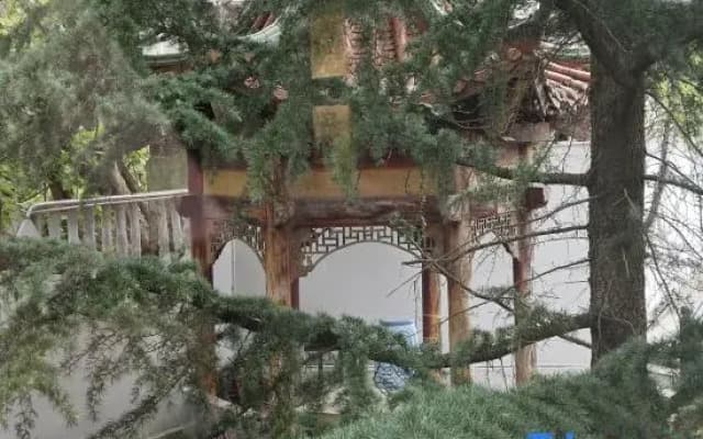 Shu • Su Homestay (Hongshan Lake Anshun Ancient City Historical and Cultural Street)
