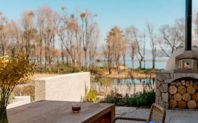 Dali River Waterway Family and Children's Homestay (Erhai S Bay Ecological Corridor Store)