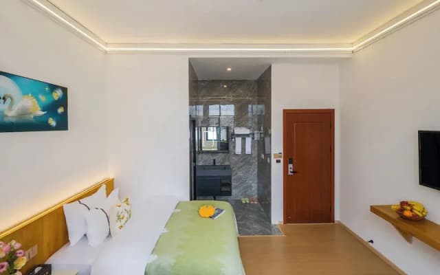 Shangri-La Chenxia Courtyard Homestay