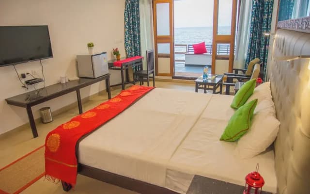 36 Palms Residency- Sea View Villa