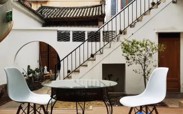 Youguang · Be Light | Nanzhao Wabi-Sabi Boutique Stay (Weishan Ancient City)
