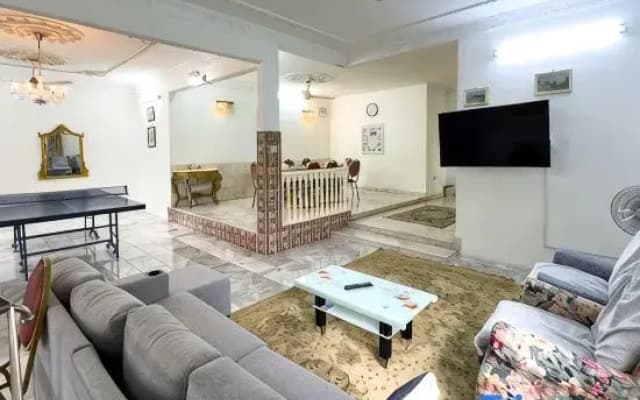 Family Home Ampang Utama | Muslim Friendly (9 people)