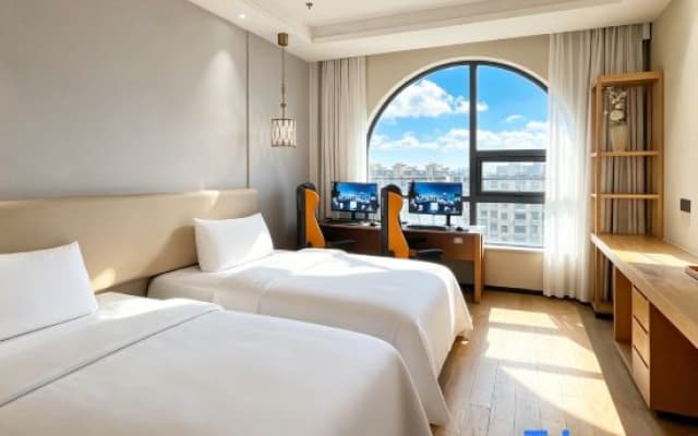 Jingfang E-Sports Hotel (Pujiang Hailecheng Sports Center)