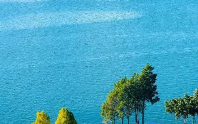 Dali Shuanglang Manyu Ocean Liuyun Seaview Resort Hotel (Erhai Branch)