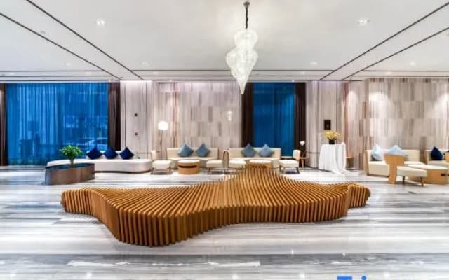 Kelly International Hotel (MixC Branch at Guilin Railway Station)