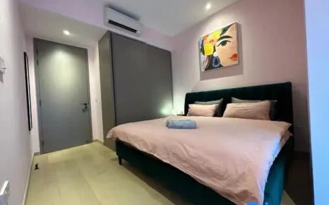 Eaton Residences by Romeo Bnb