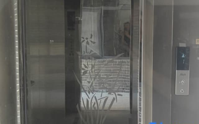 Guangfu Jiayin Hotel