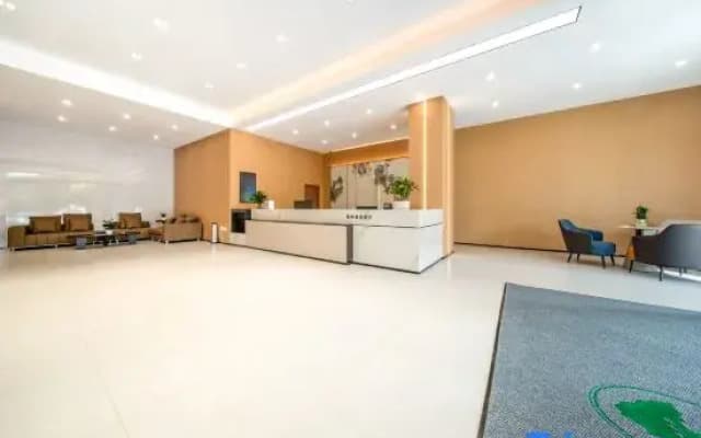 “GreenTree Inn Zhumadian High-Speed Rail Station People's Hospital Branch