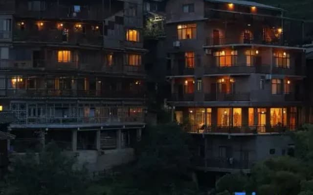 Longsheng Manyun Homestay (Longji Terraced Fields Seven Stars with Moon Viewing Platform)
