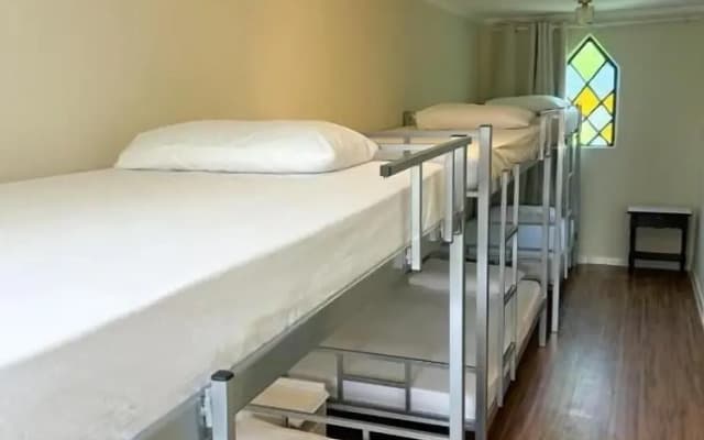 Hostel Castell di Madre