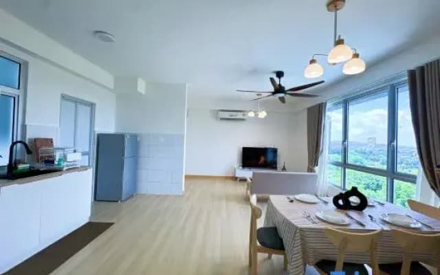 Family-Friendly 3BR Stay@ Residen Meriah, Kajang 2