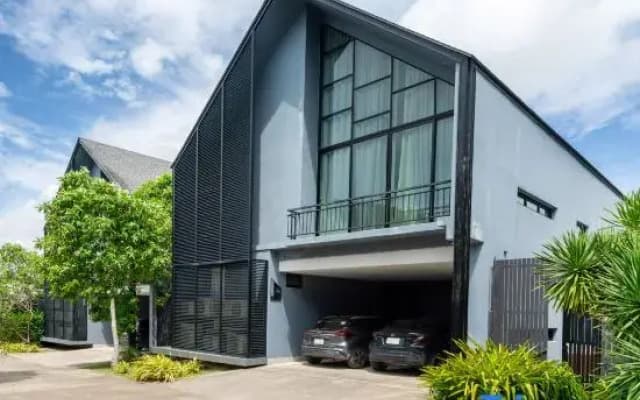 Designer Loft 3BR Villa Retreat in Pasak, Laguna Area