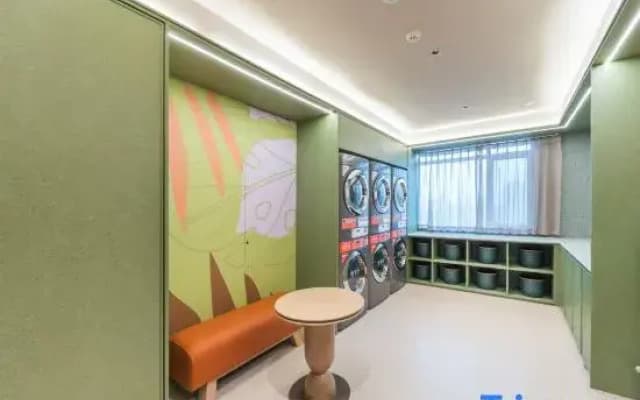 Orange hotel haidainan road