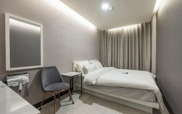 T7 Hotel Unmanned Tel Everland Branch